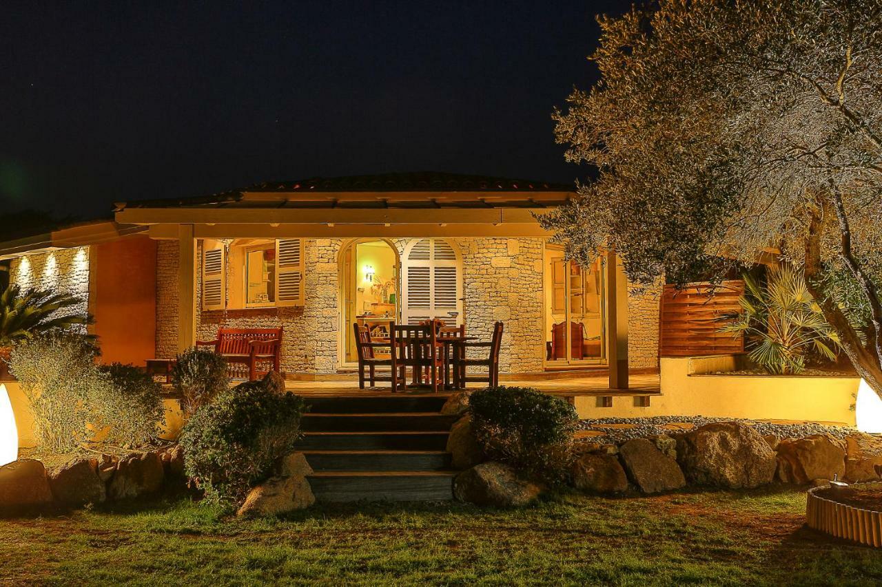 Villa Cartarana Бонифачо Екстериор снимка